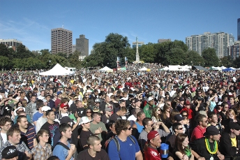 http://www.stopthedrugwar.org/files/bostonrally09.jpg