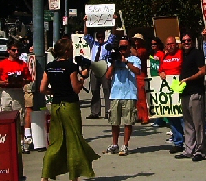 http://www.stopthedrugwar.org/files/ca06raid2.jpg