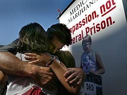 http://www.stopthedrugwar.org/files/reunion1-epis.jpg