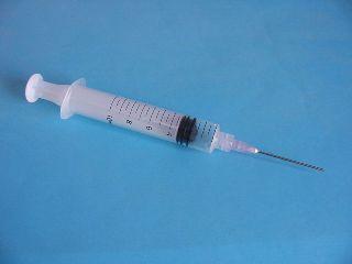 The bill would allow for the purchase of 10 syringes without a prescription. (image via wikimedia.org)