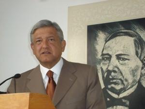 Mexican President Lopez Obrador is considering releasing Felix Gallardo, jailed in the killing of a DEA agent in 1985. (CC)