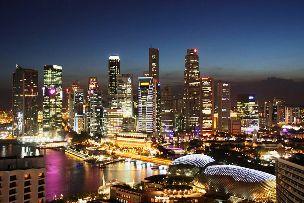 Singapore skyline (wikitravel.org)