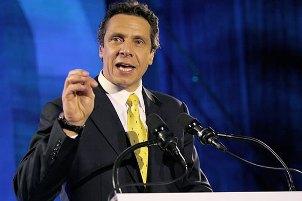 Gov. Andrew Cuomo (D) has signed a bill designed to reduce drug overdose fatalities. (image via wikimedia.org)