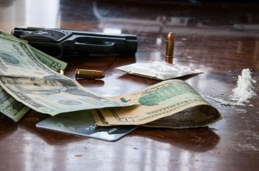 A dozen members of Congress call for an end to police brutality and the war on drugs. (Pixabay)